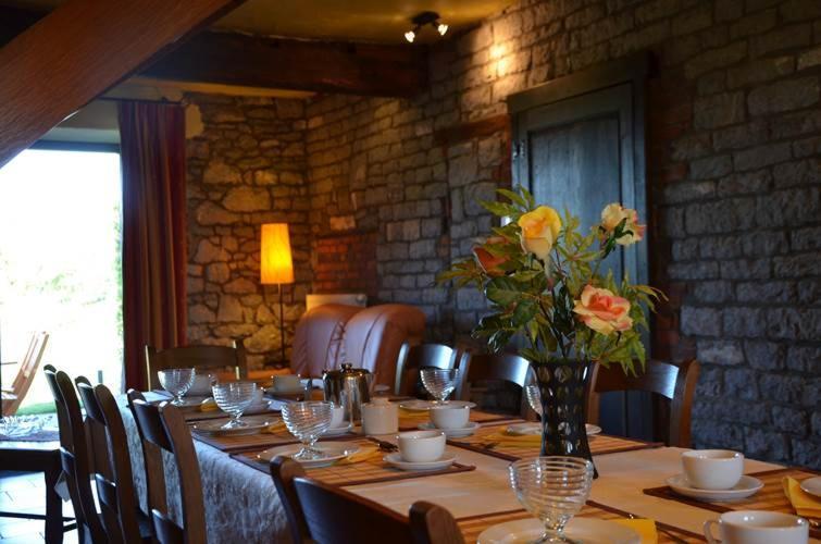 Gîtes Ferme de la Barrière Chimay Esterno foto
