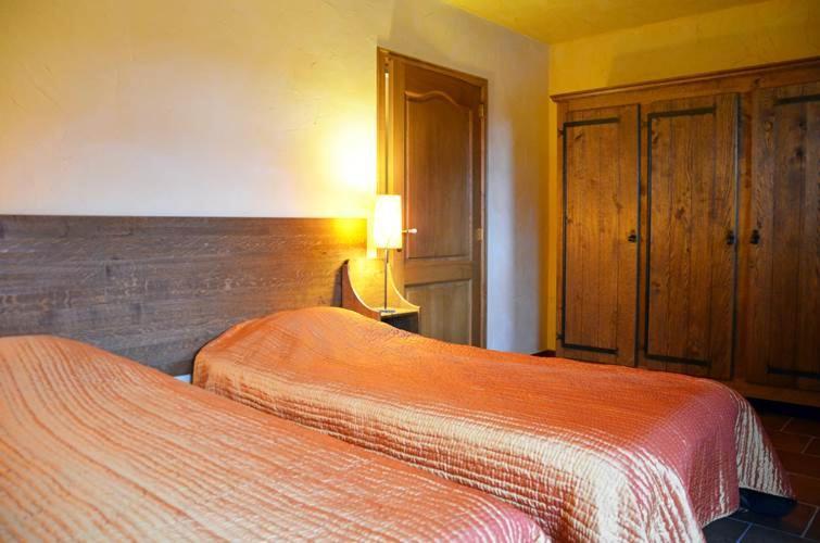 Gîtes Ferme de la Barrière Chimay Esterno foto