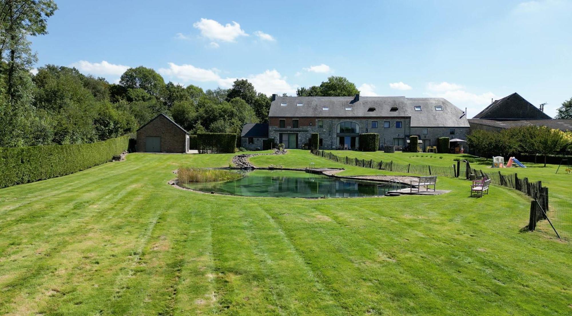 Gîtes Ferme de la Barrière Chimay Esterno foto