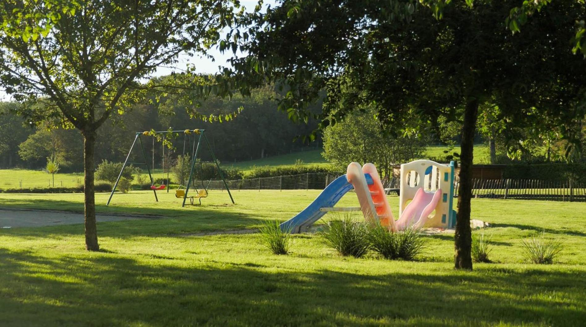 Gîtes Ferme de la Barrière Chimay Esterno foto