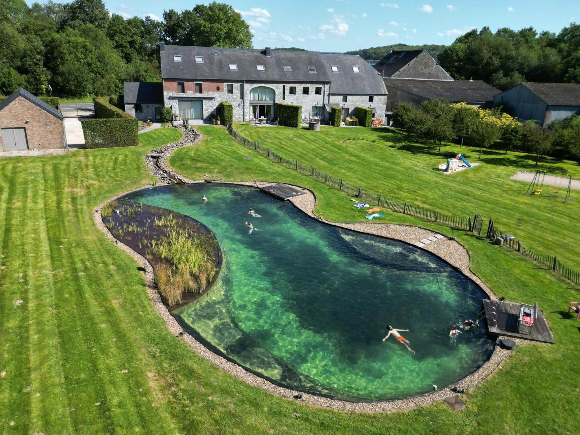 Gîtes Ferme de la Barrière Chimay Esterno foto